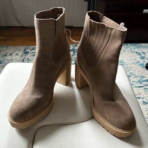 Dolce Vita Tan Heeled Boots with Minimalist Design